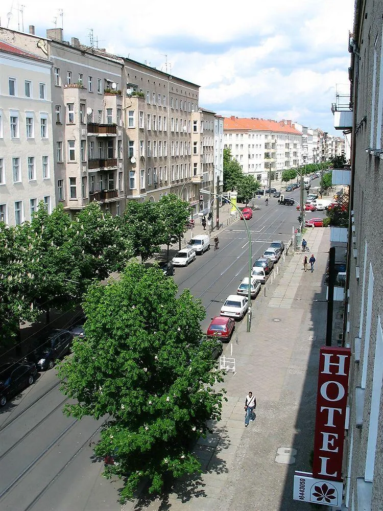 Hotel Kastanienhof Berlin 3*,