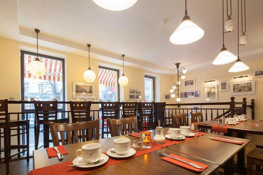 Hotel Kastanienhof Berlin 3*,